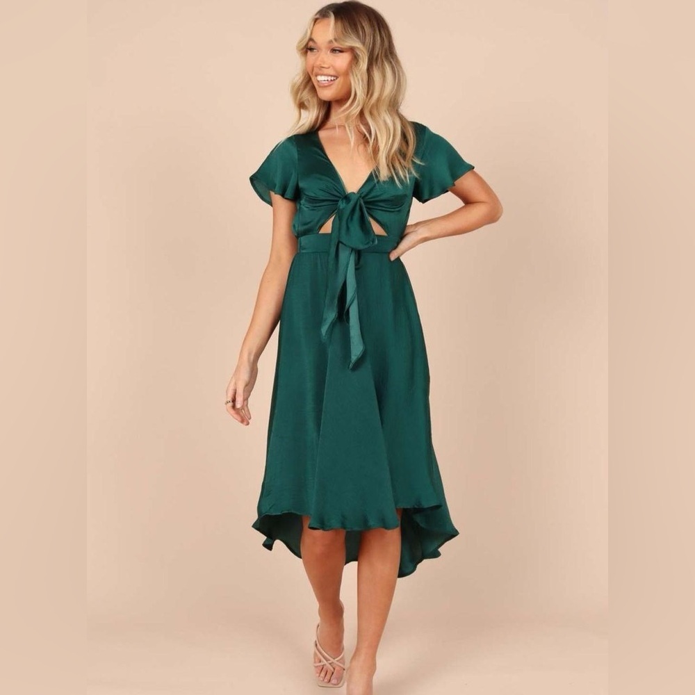 Petal & Pup Emerald Green High-Low Tie-Front Dress